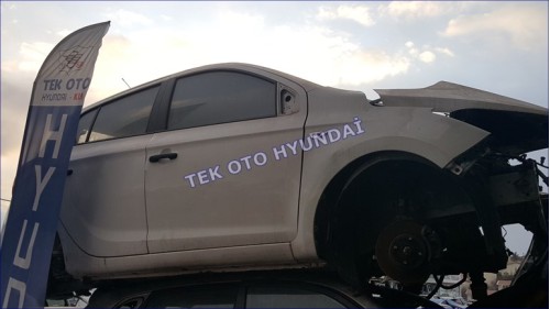i20 çıkma kapı